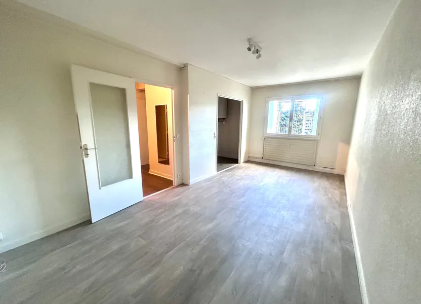 Flat Rue Louis Mie in Périgueux