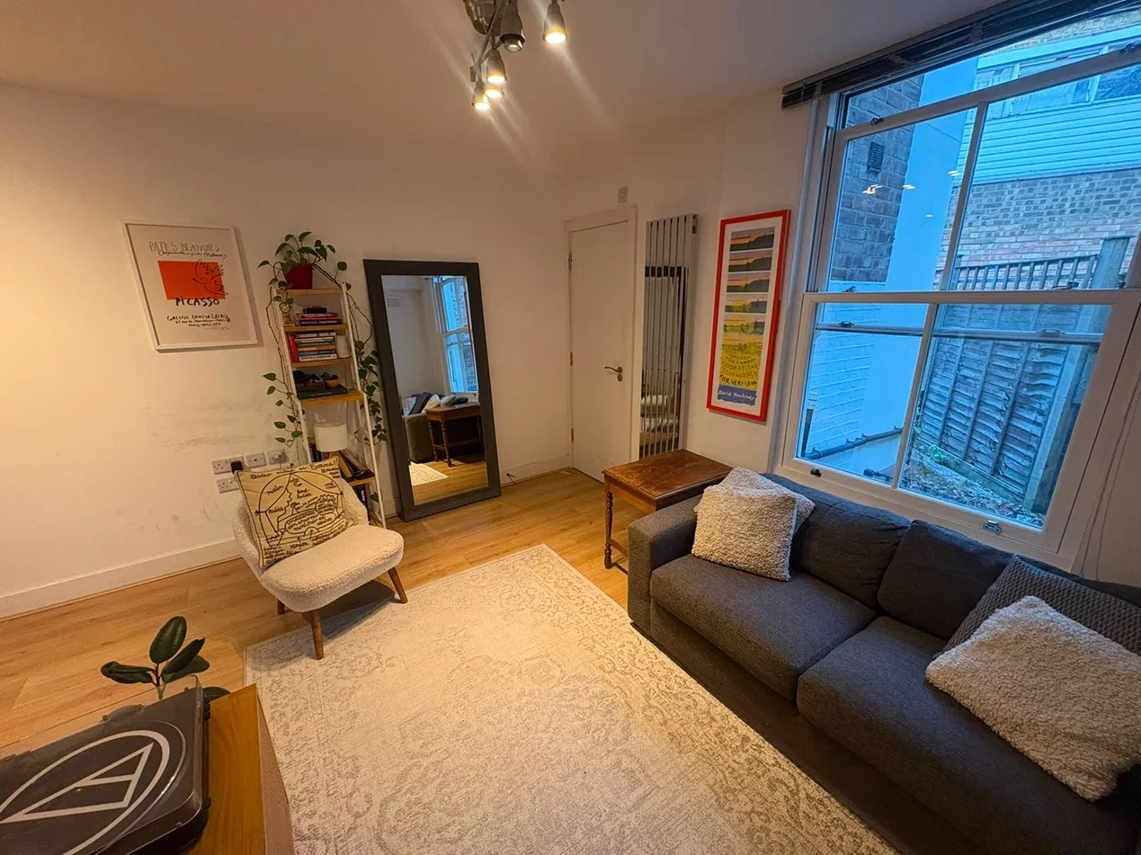 Flat Northwold Road in Greater London