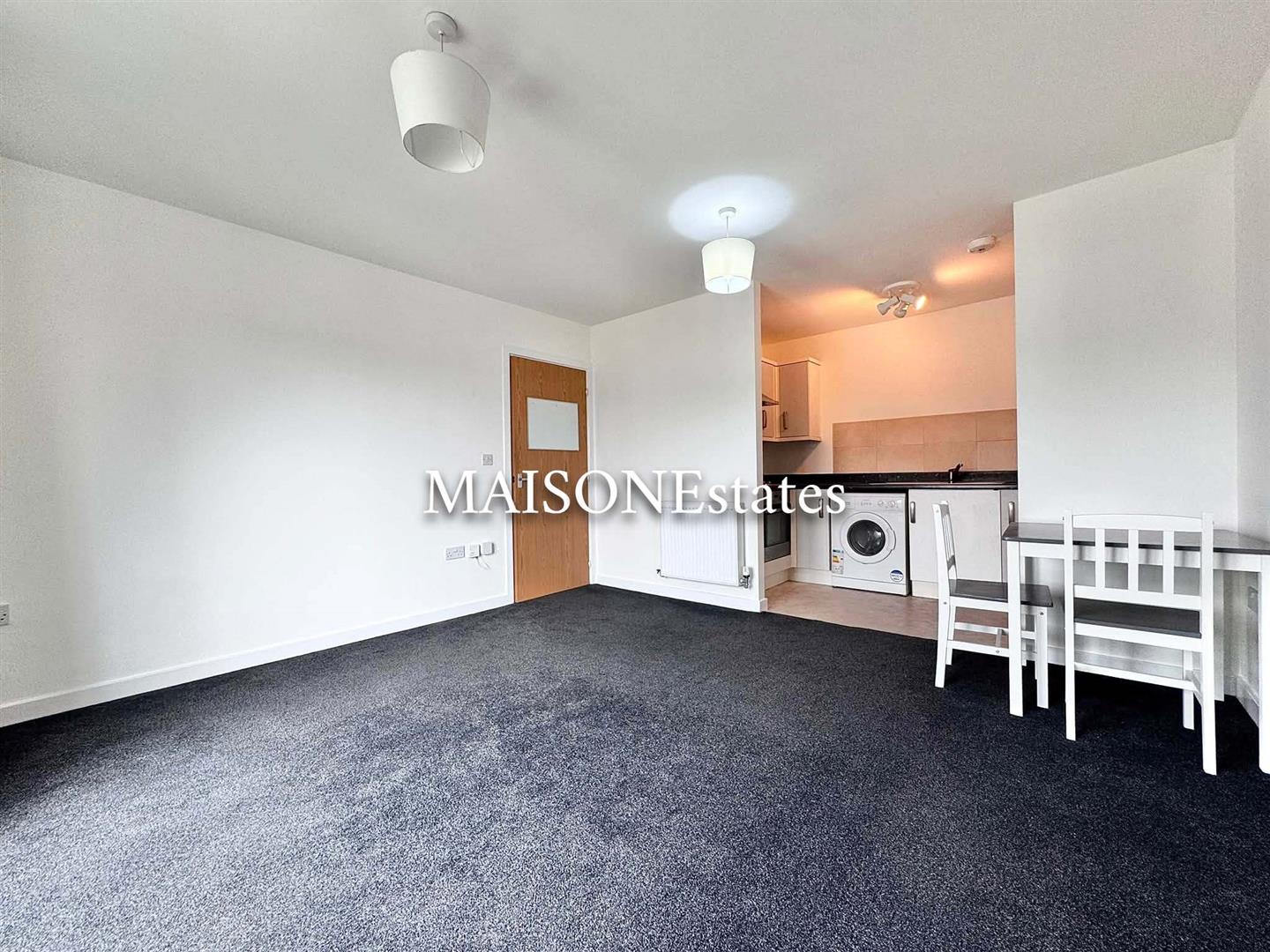 Flat Cadet Close in Coventry