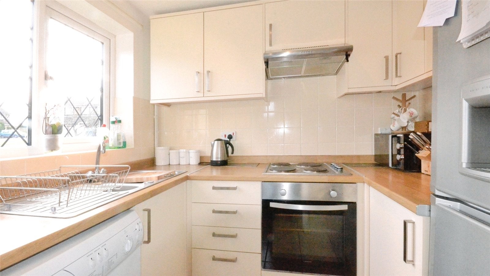 House Challis Place in Binfield