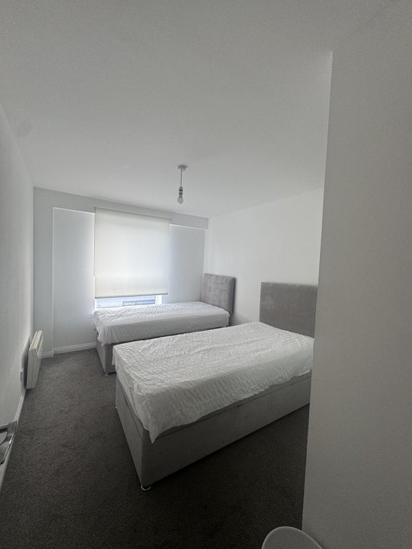 Room Wallace Street in Glasgow