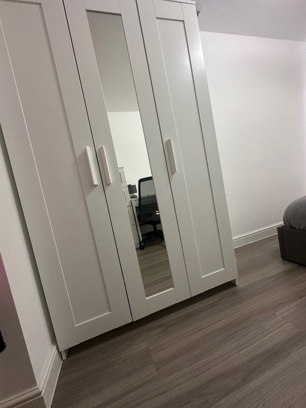 Room Commonwealth Drive in Crawley