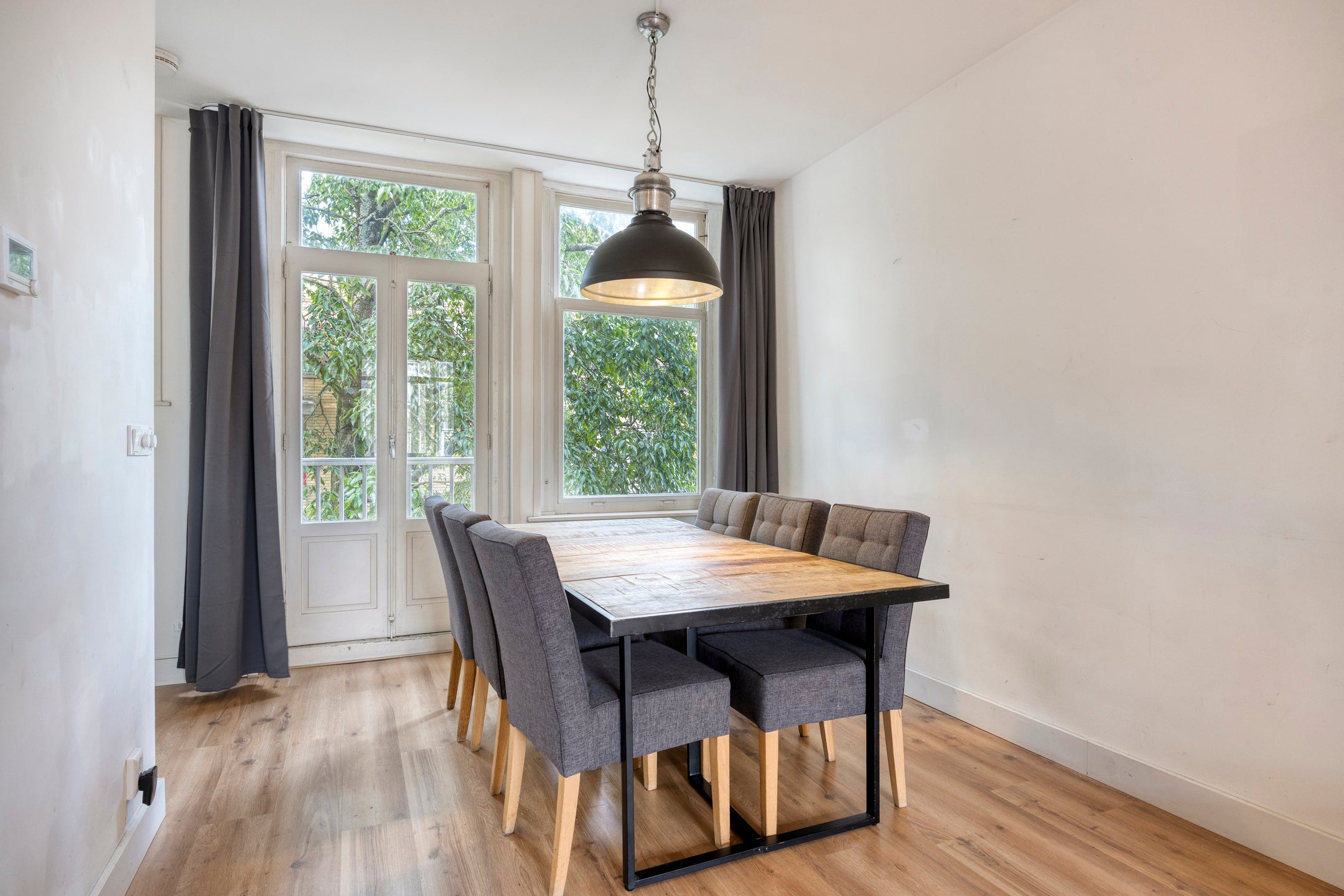 Appartement te huur: Van Ostadestraat, Amsterdam