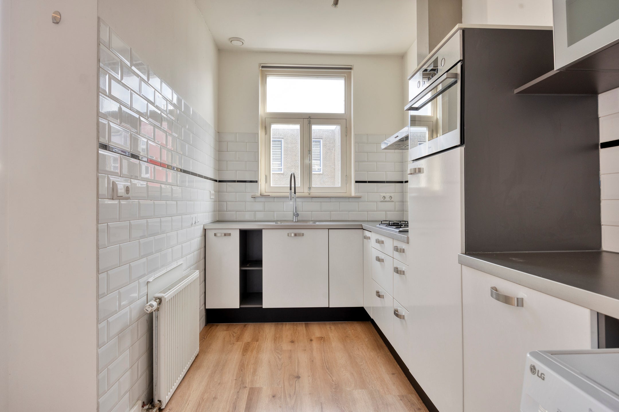 Appartement te huur: Van Ostadestraat, Amsterdam