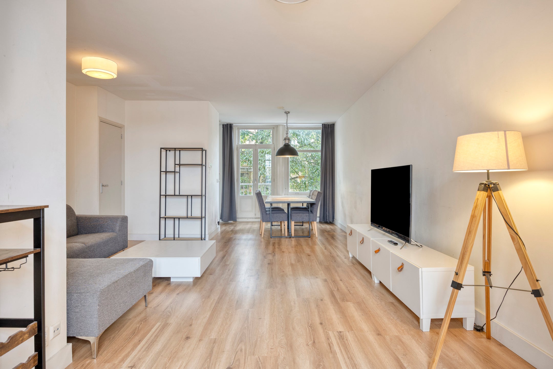 Appartement te huur: Van Ostadestraat, Amsterdam