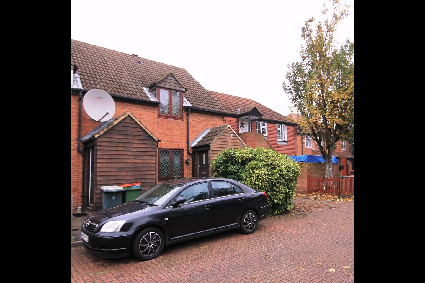 House Selby Close in Greater London