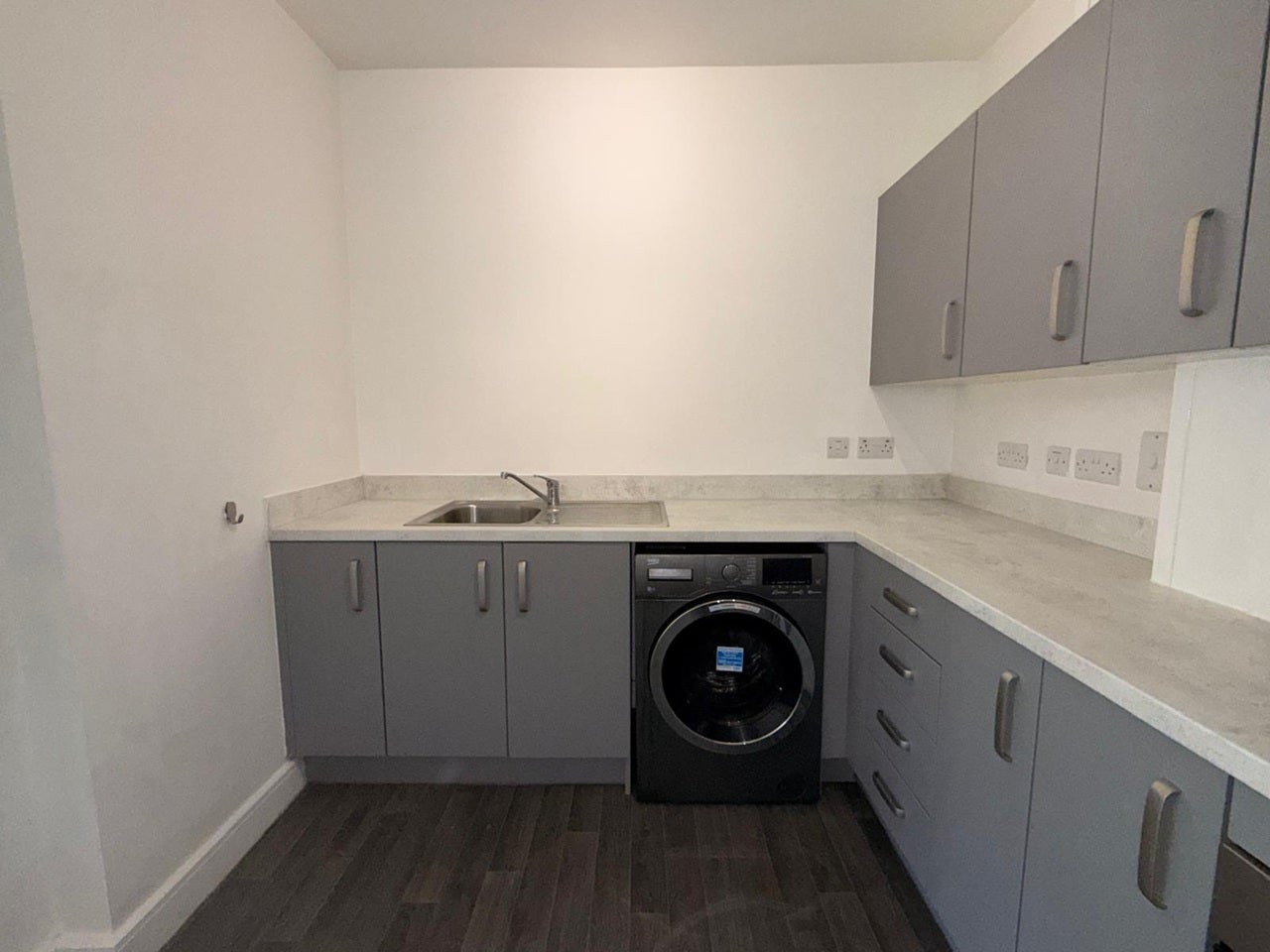 Flat Woodborough Road in Nottingham