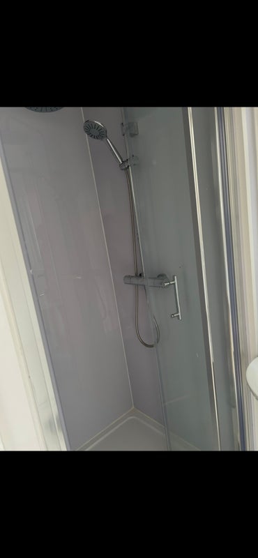 Room Galahad Road in Greater London