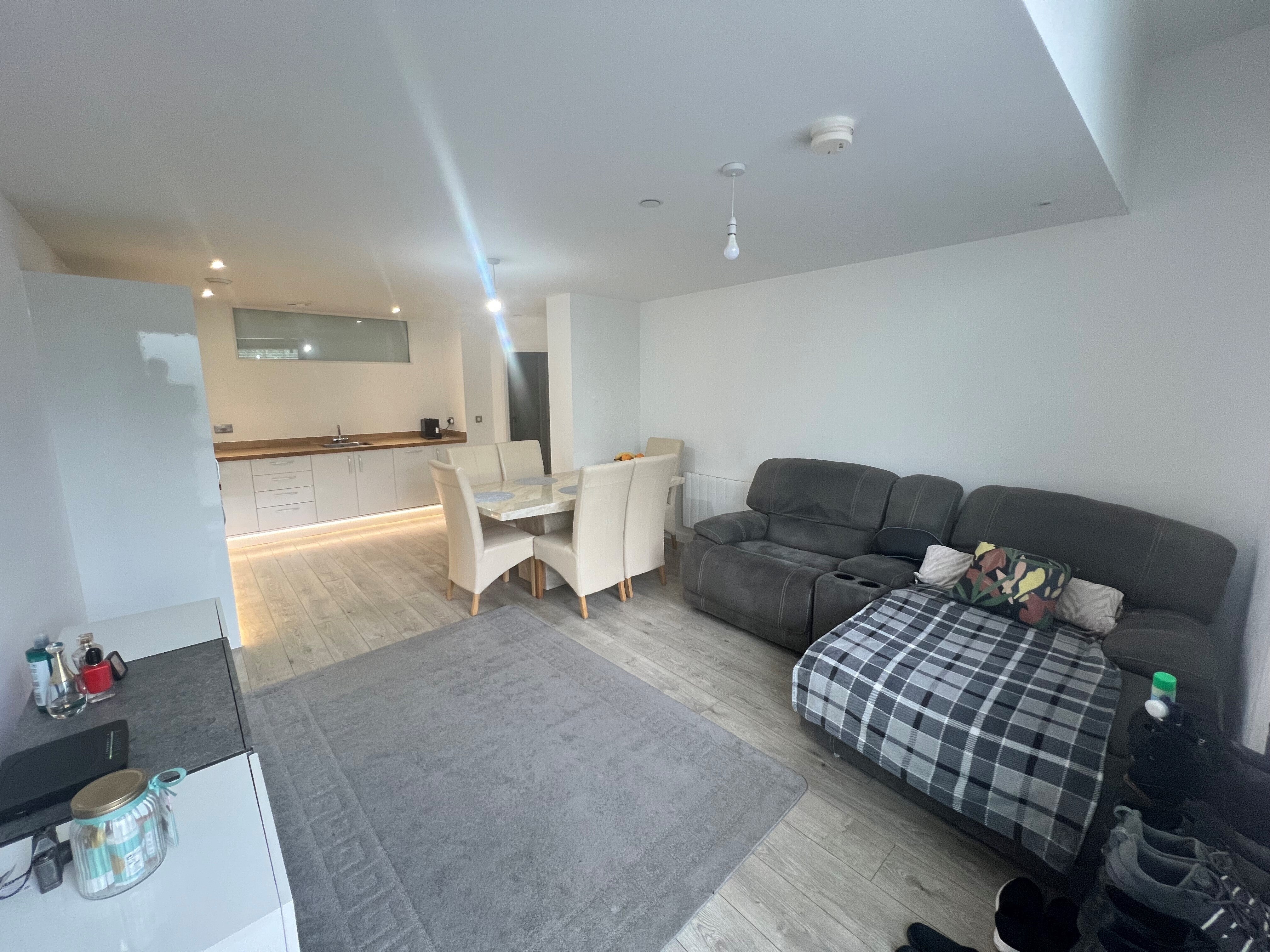 Flat Edinburgh Way in Harlow
