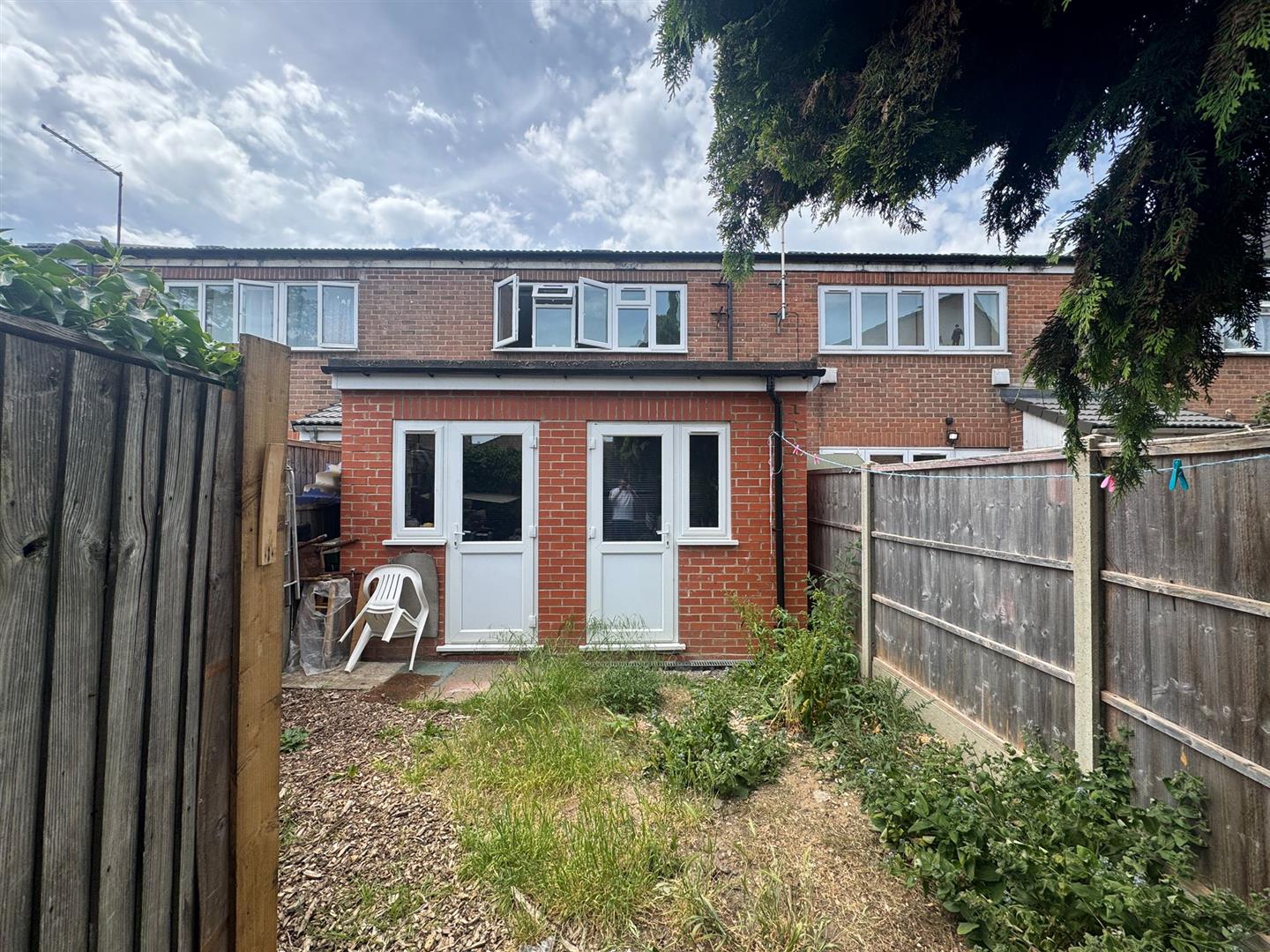 Room Clare Road in Greater London