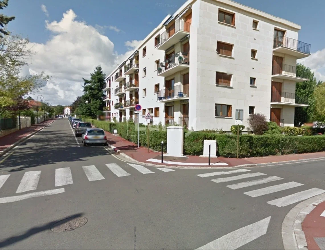 Appartement Rue de la Procession à Le Mesnil-le-Roi