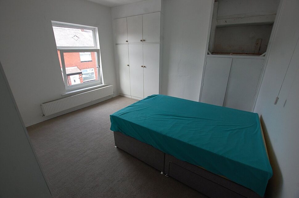 Flat Herries Street in Tameside