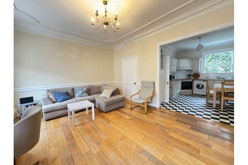Flat Milson Road in Greater London