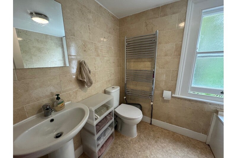 Flat Milson Road in Greater London