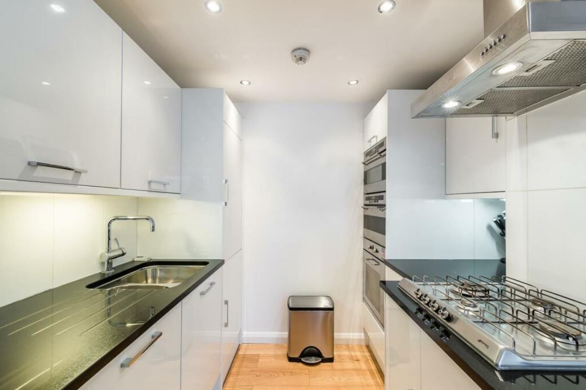 Flat Upper Montagu Street in City of Westminster