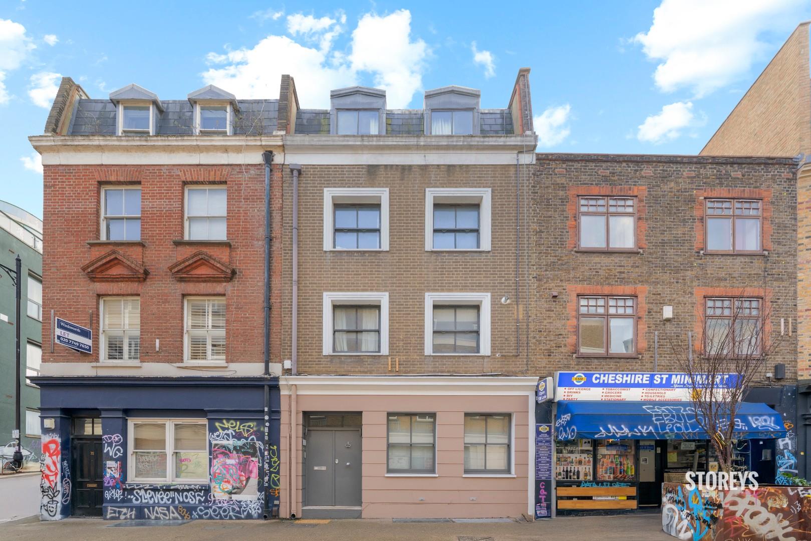 Flat Cheshire Street in London