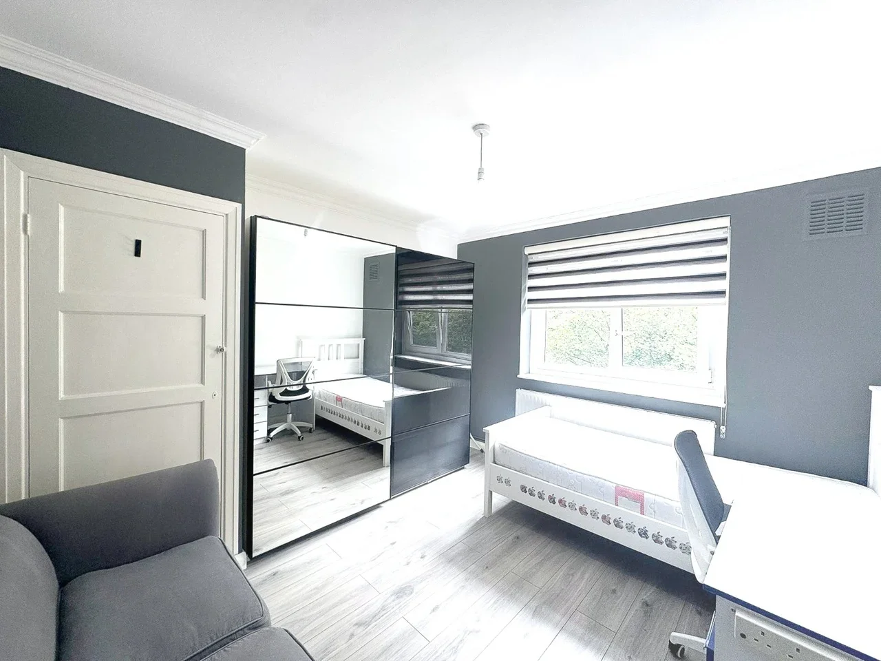 Flat Wynyatt Street in Greater London