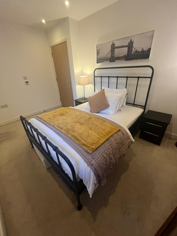 Room Saffron Square in Greater London