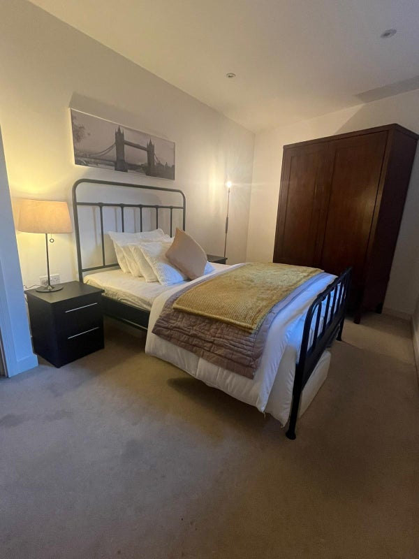 Room Saffron Square in Greater London