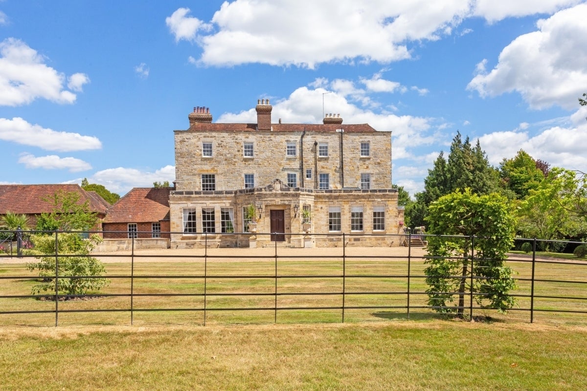 Flat Morland Drive in Tunbridge Wells