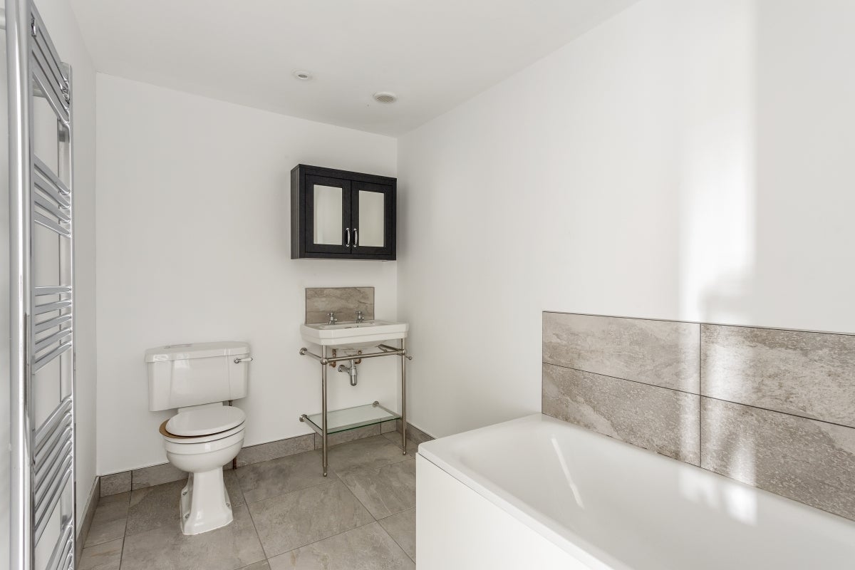 Flat Morland Drive in Tunbridge Wells