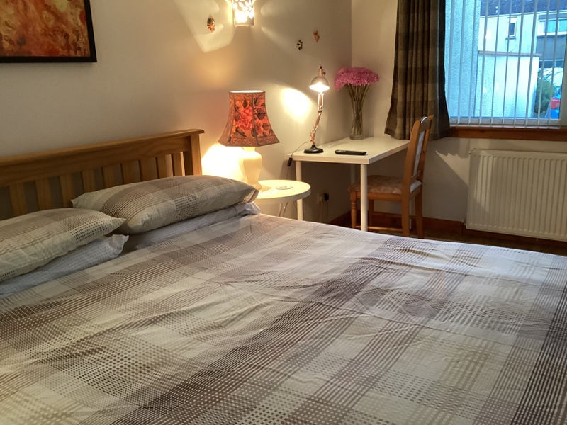Room Mortonhall Park Way in City of Edinburgh