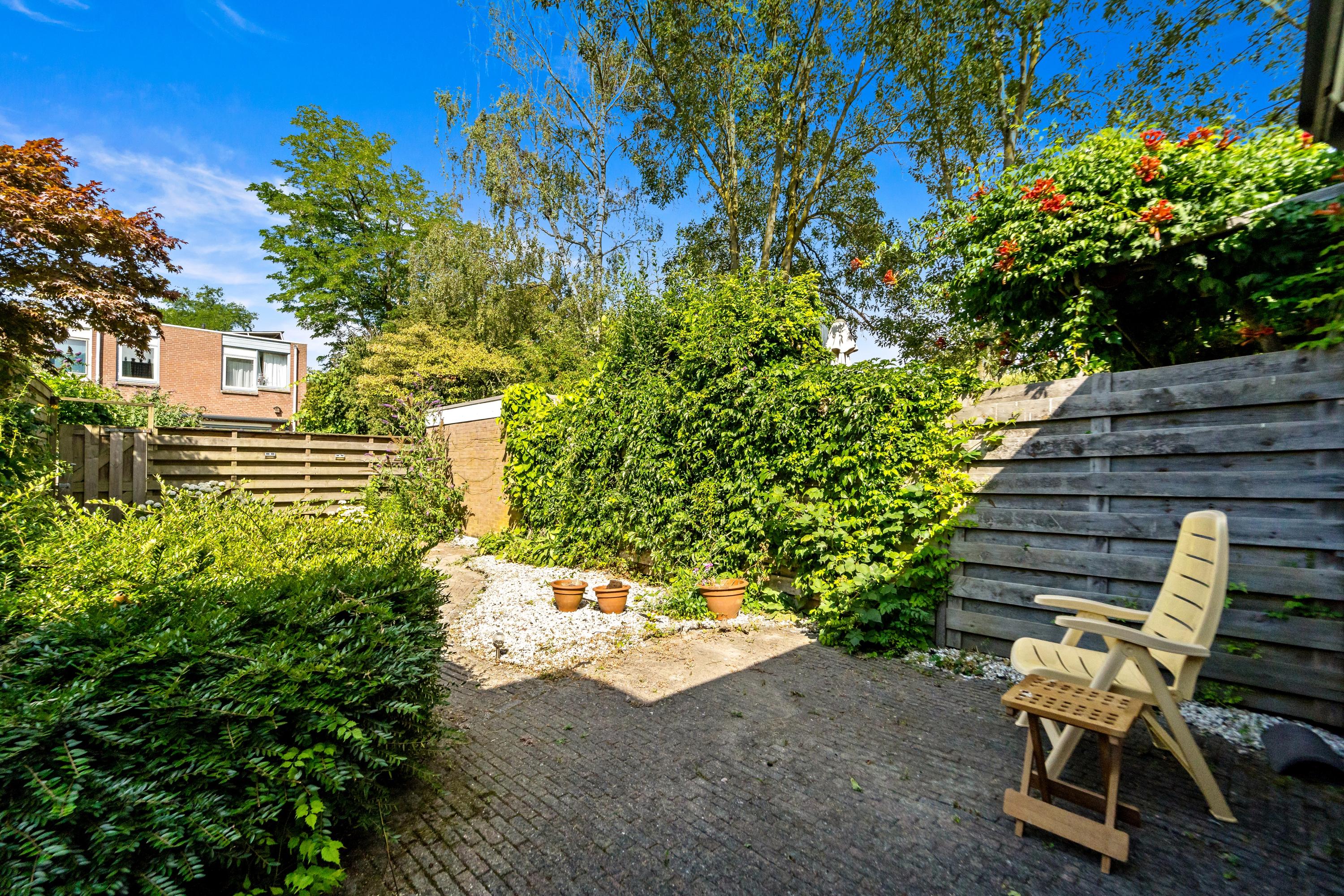 Tussenwoning te koop: Waterhoenstraat 11, Delft