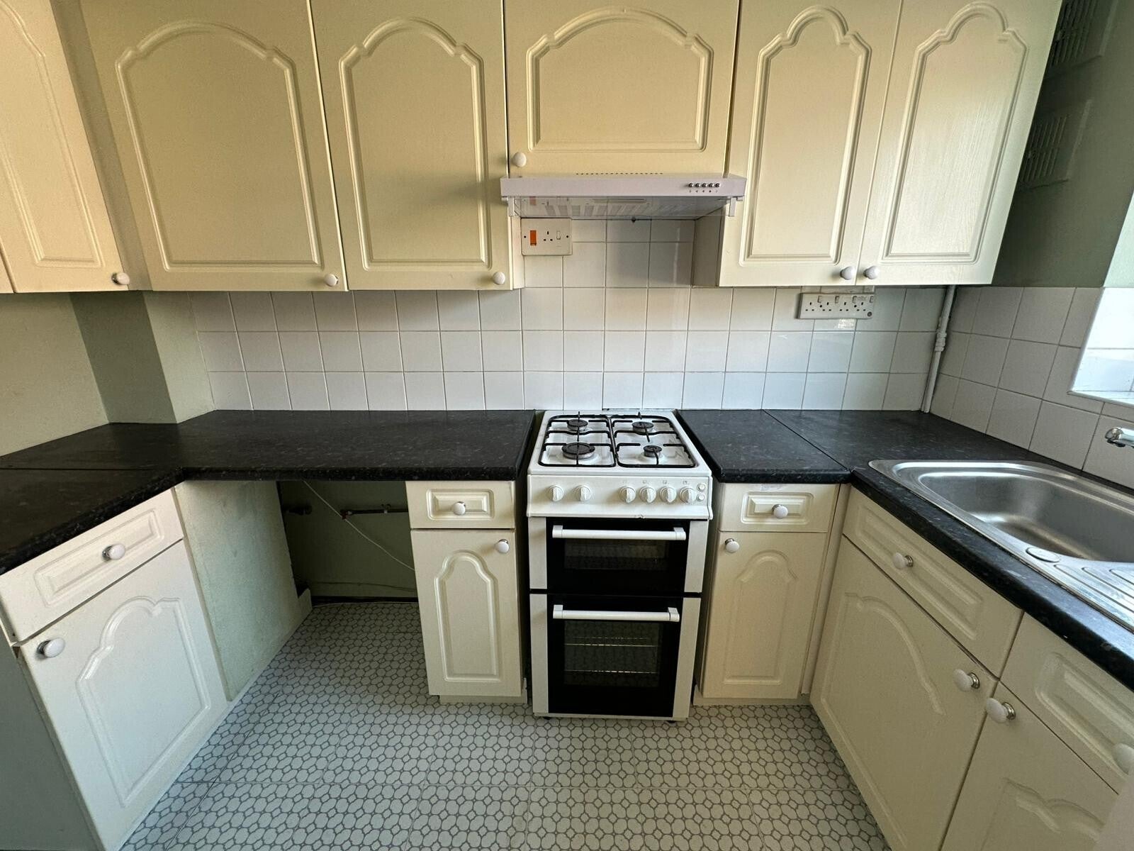 House Small Meer Close in Derby