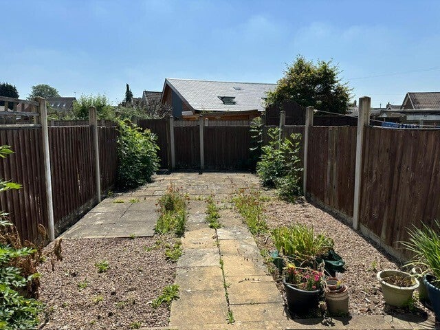 House Small Meer Close in Derby