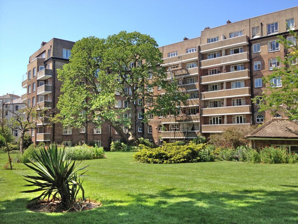 Flat Furze Hill in Hove