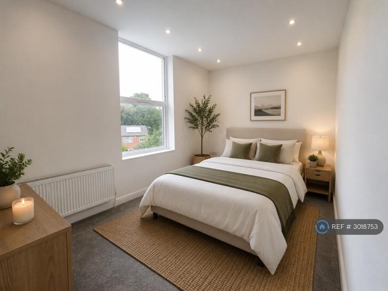 Flat Thorburn Road in New Ferry