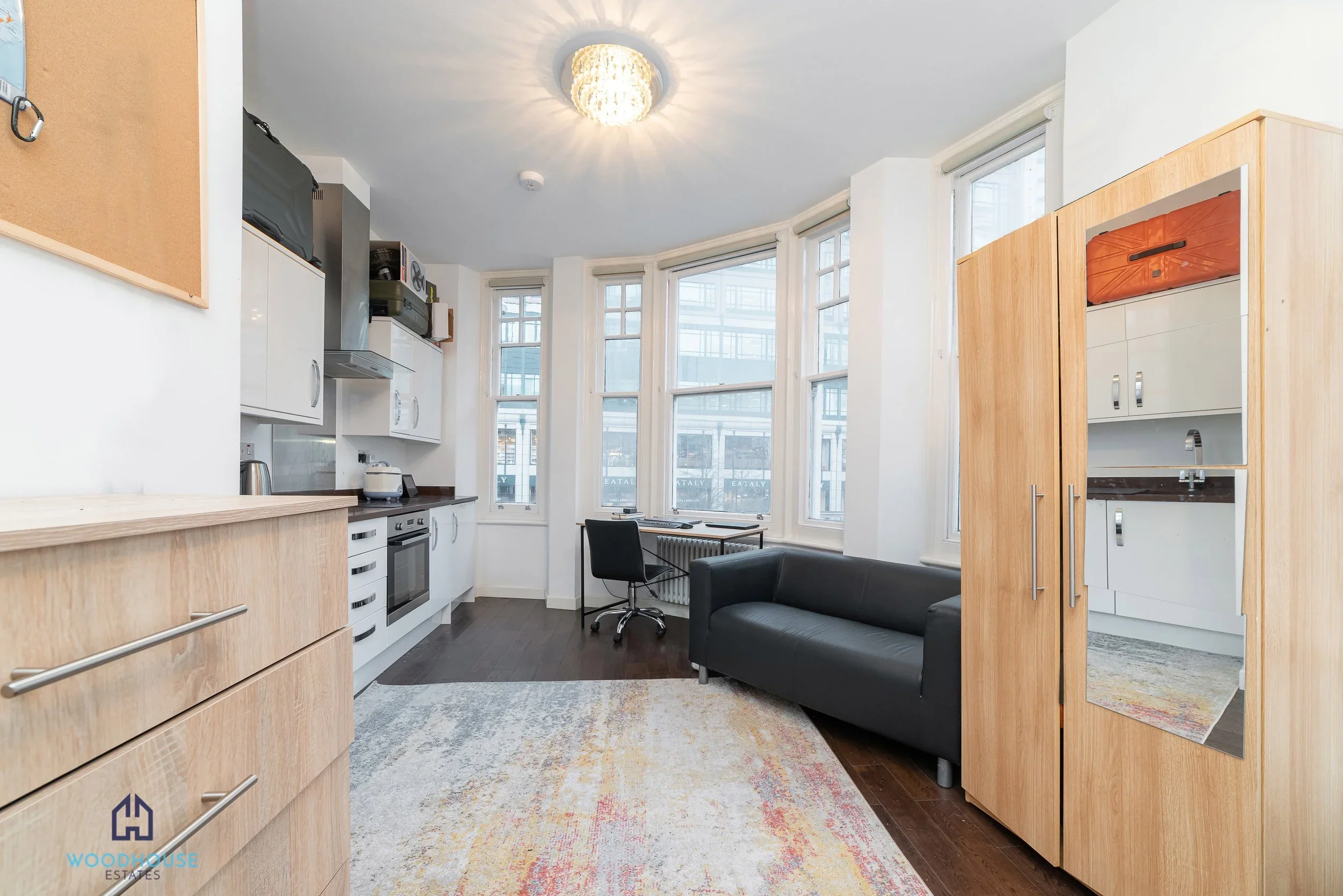 Flat Bishopsgate in City of London
