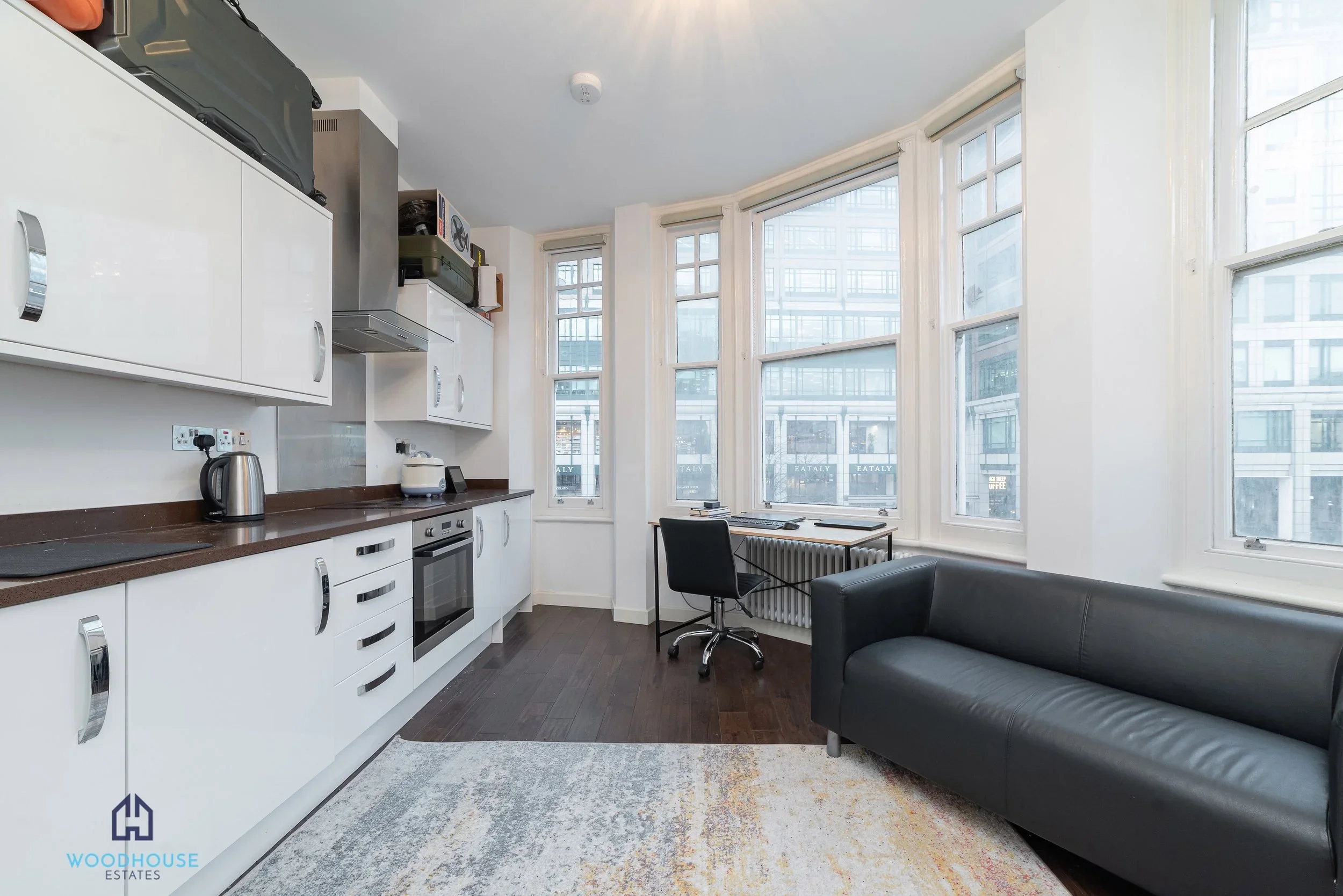 Flat Bishopsgate in City of London