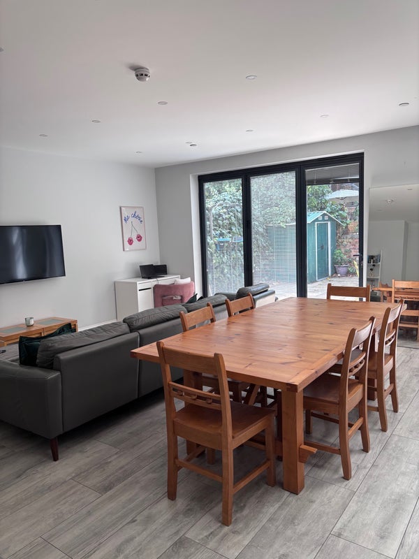 Room Stroud Green Road in Greater London