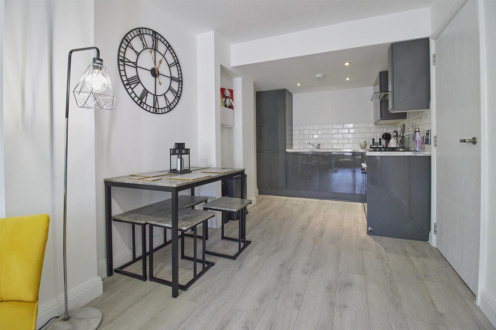Flat Upper Bond Street in Hinckley and Bosworth