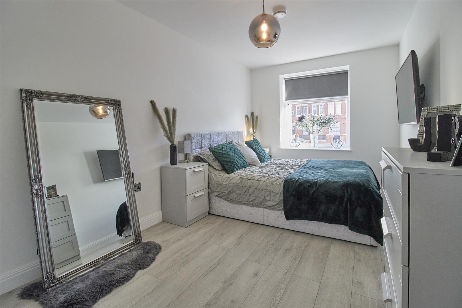 Flat Upper Bond Street in Hinckley and Bosworth