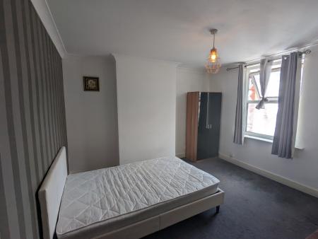 Room Leicester Street in Kettering