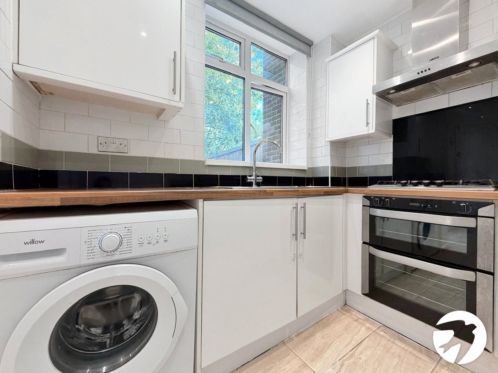 House Felspar Close in Greater London