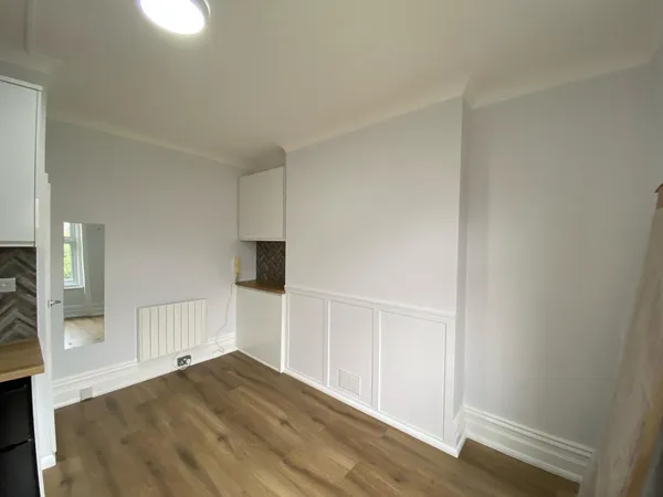 Flat Bower Mount Road in Maidstone