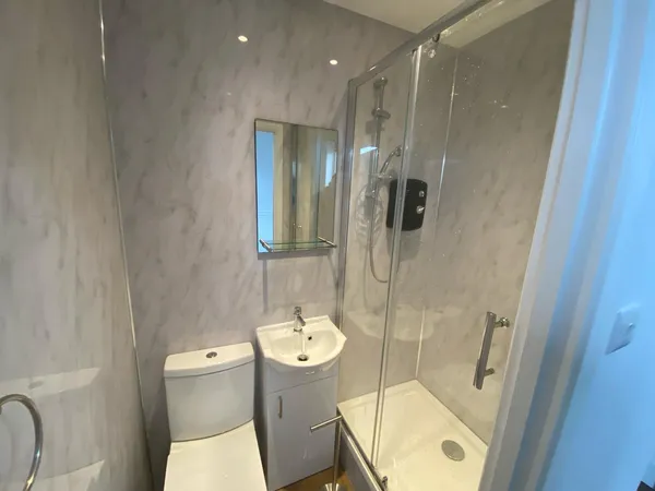 Flat Bower Mount Road in Maidstone