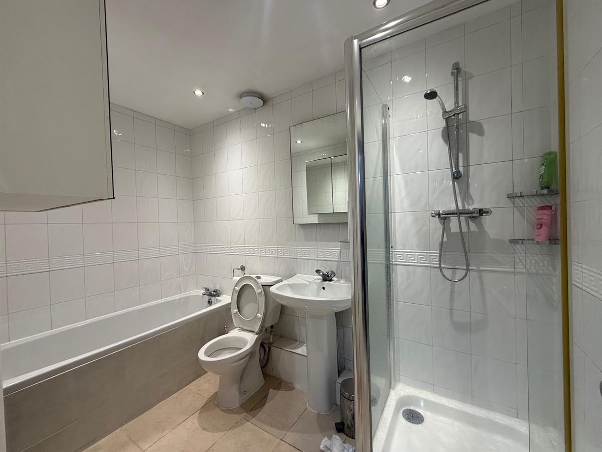 Flat Sutherland Avenue in City of Westminster