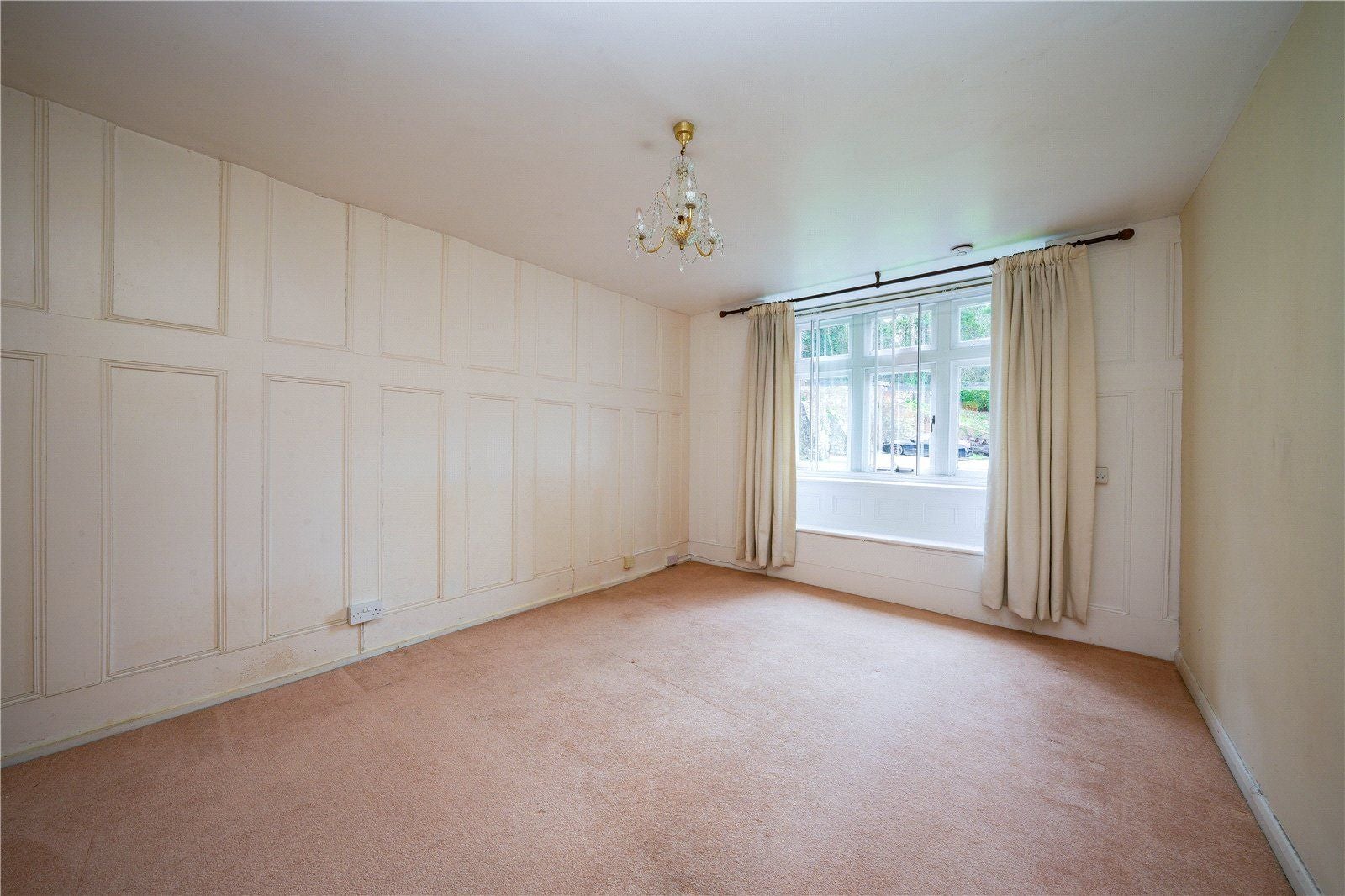 Flat Linton Hill in Maidstone