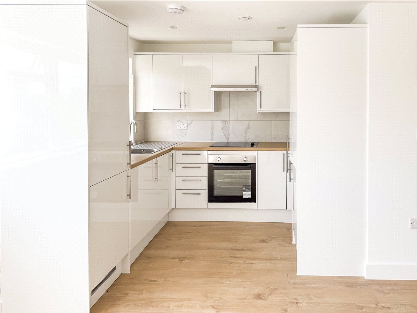Flat Castleview Road in Elmbridge