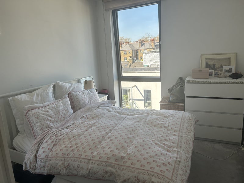 Room Warriner Gardens in Greater London