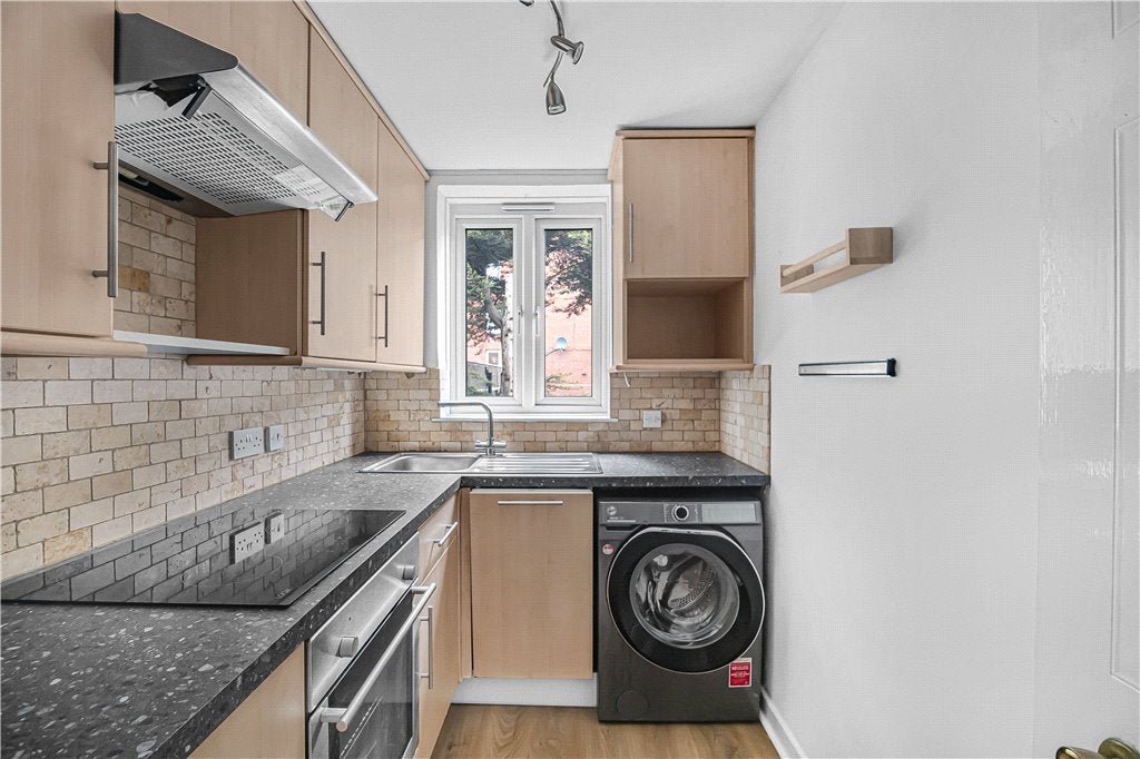 Flat Leroy Street in Greater London