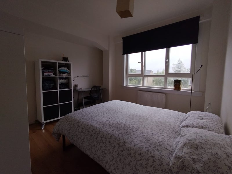 Room Lowther Terrace in Glasgow