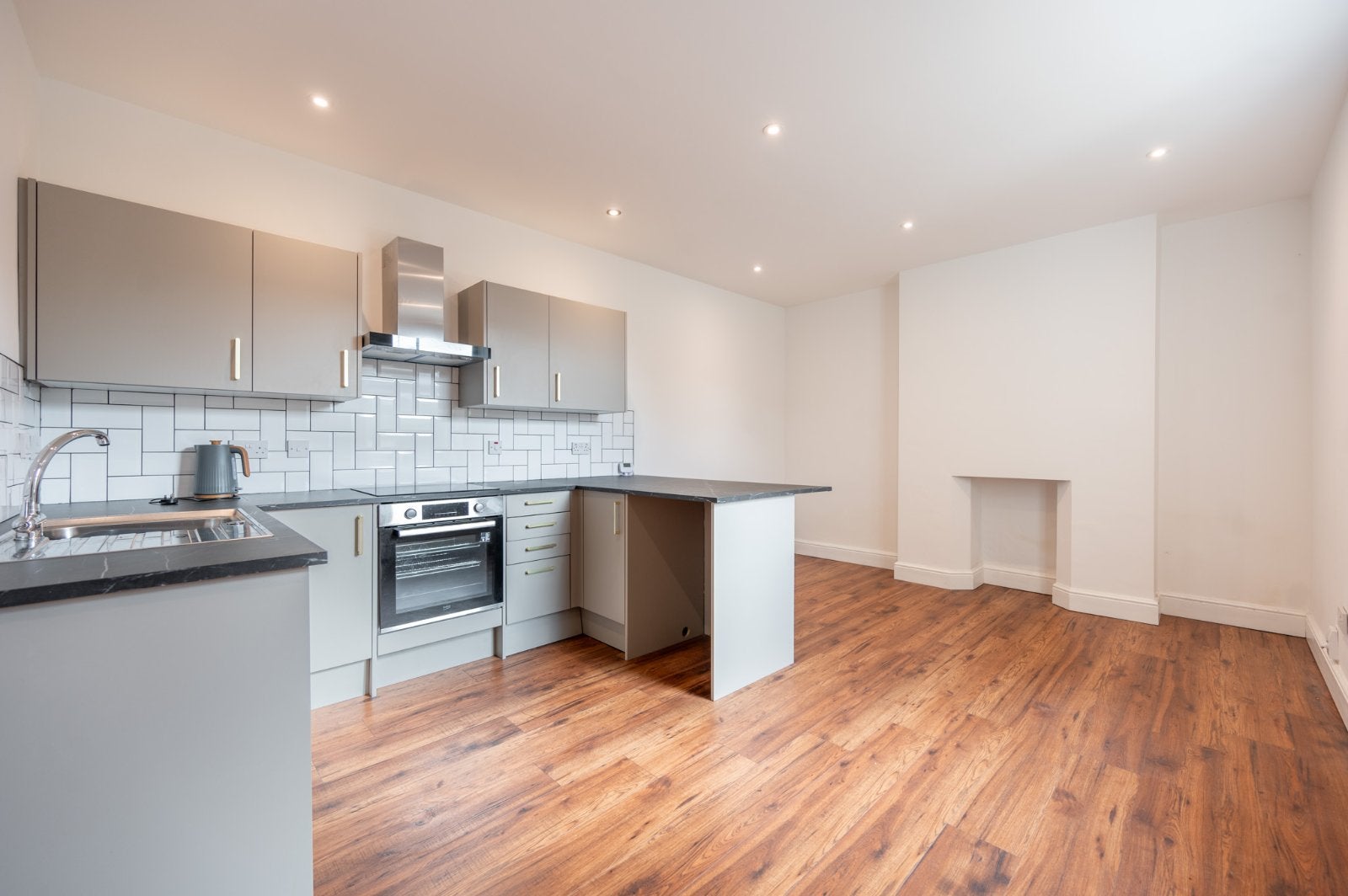 Flat Alexander Terrace in Neilston