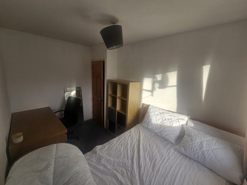 Room Stockport Road in Manchester