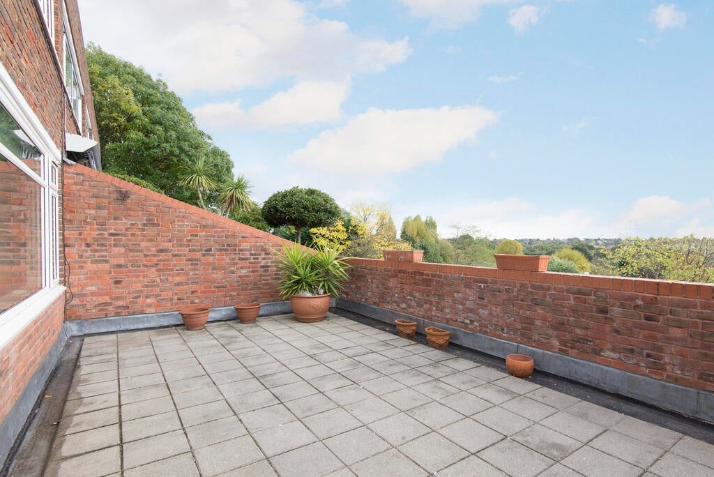 Flat Murfett Close in Greater London