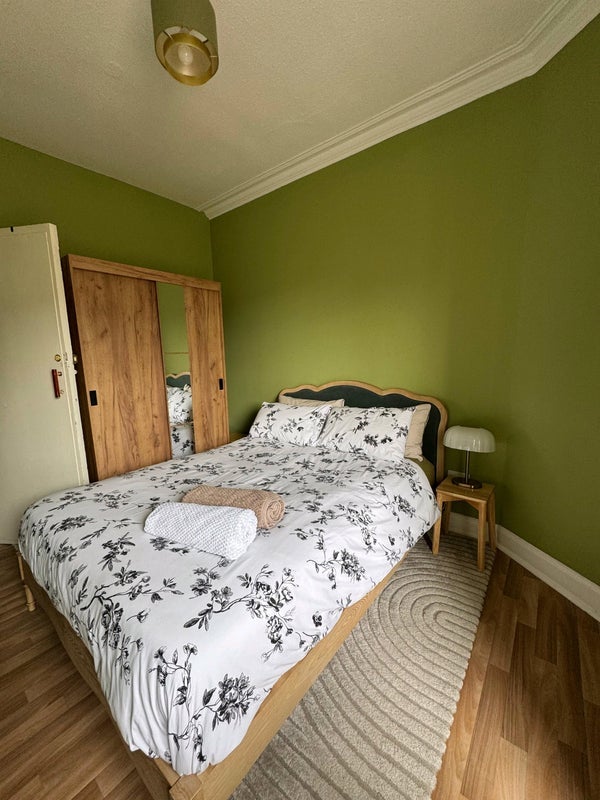 Room Lyne Street in City of Edinburgh